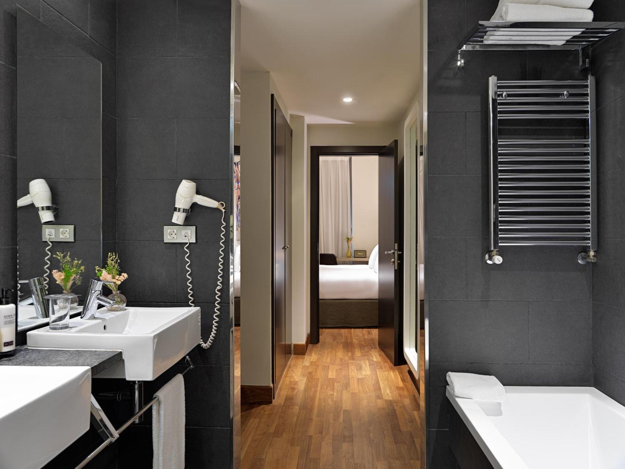 H10 Casanova Hotel
